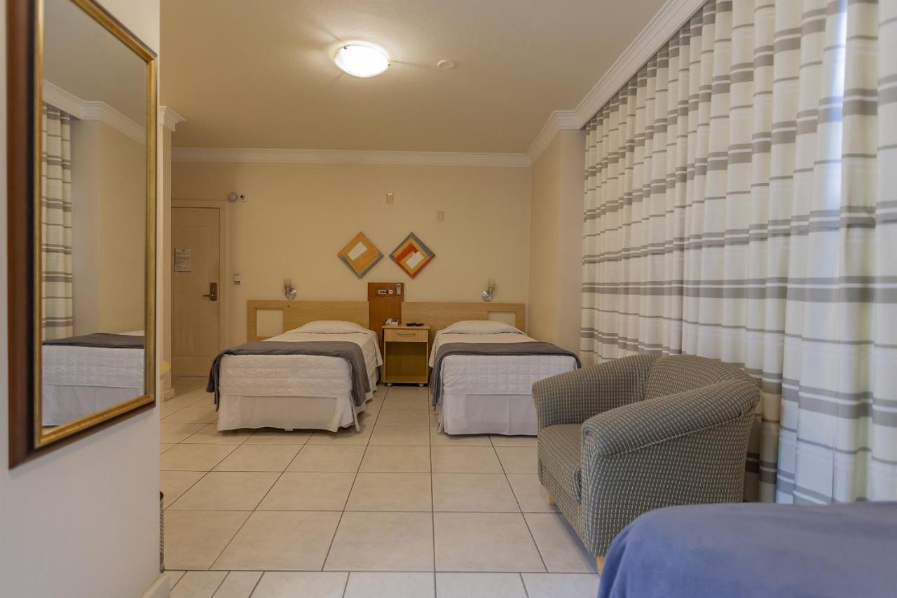 Tri Hotel Executive Criciuma מראה חיצוני תמונה