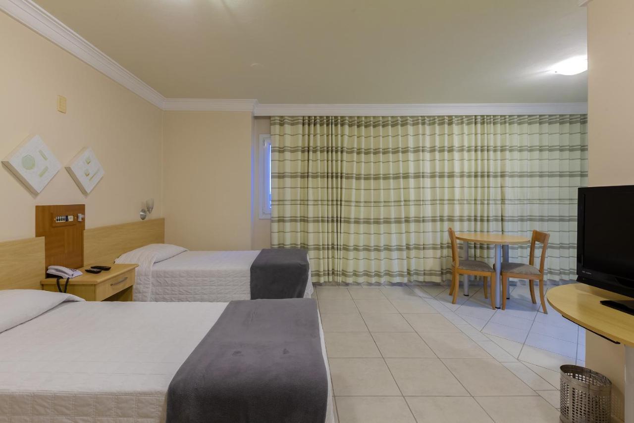 Tri Hotel Executive Criciuma מראה חיצוני תמונה